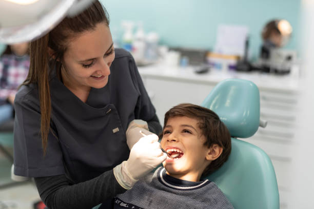 Best Broken Tooth Emergency  in Lyndonville, VT