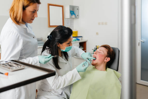 Best Cracked Tooth Emergency Dentist  in Lyndonville, VT